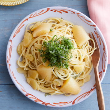 Spaghetti dengan Telur Ikan Herring Kazunoko Alaska dan Saus Kecap Mentega
